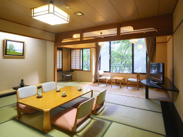 ボナリの森和室