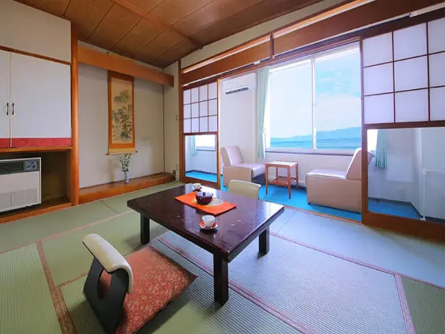 レイクサイドホテルみなとや