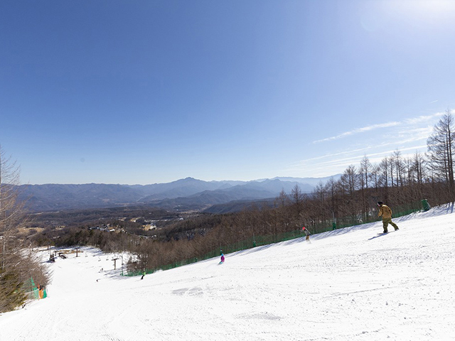 シャトレーゼスキーバレー小海の仲の良いスタッフたち