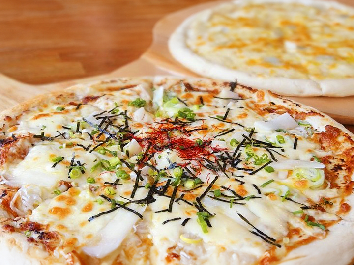 佐久平ハイウェイオアシス内ピザ専門店「Pizza Time」の焼きたてピザ