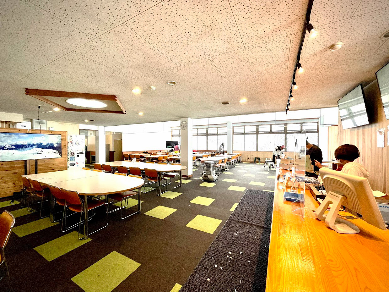 爺ガ岳スキー場センターハウスのレストラン