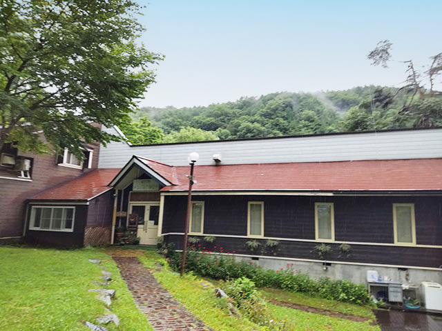 マルハン爺ガ岳ロッヂ 外観