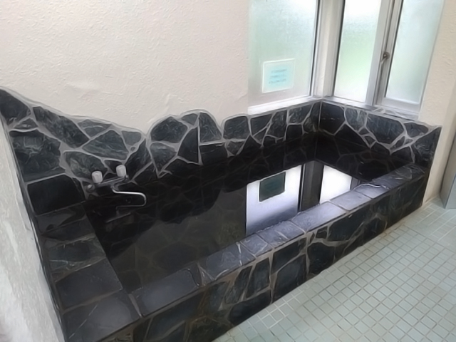 マルハン爺ガ岳ロッヂ 大浴場