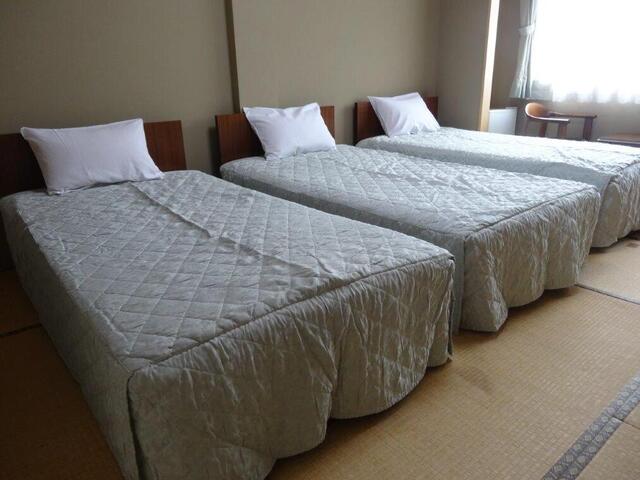 ホテルプランタン洋室