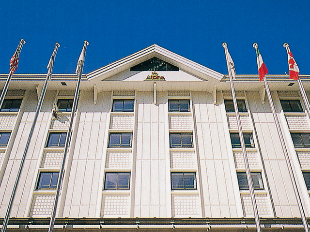 ホテルアルパイン竜王外観