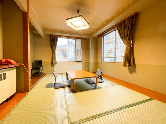 北志賀ホリデーイン和室
