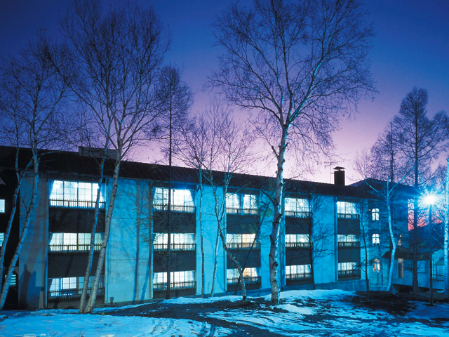 ホテル竜王西館外観