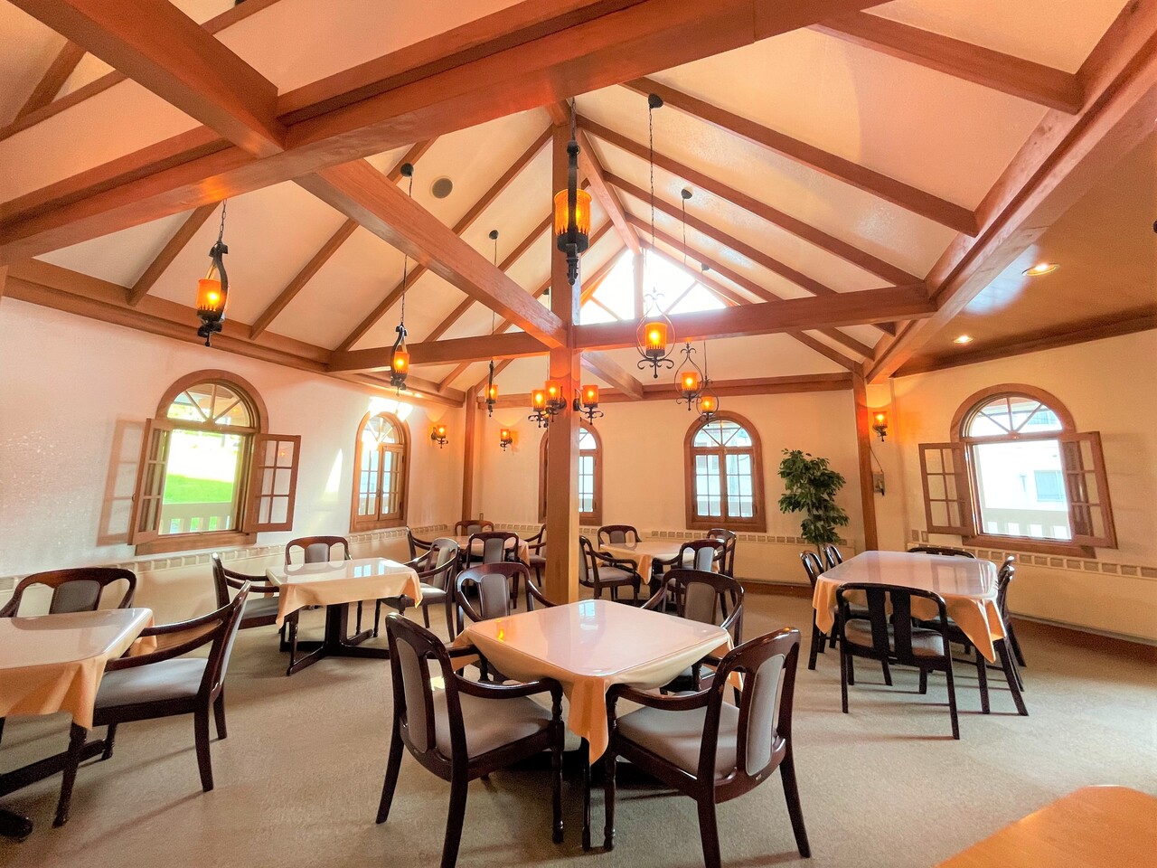 ホテル竜王ヴィレッジ内観