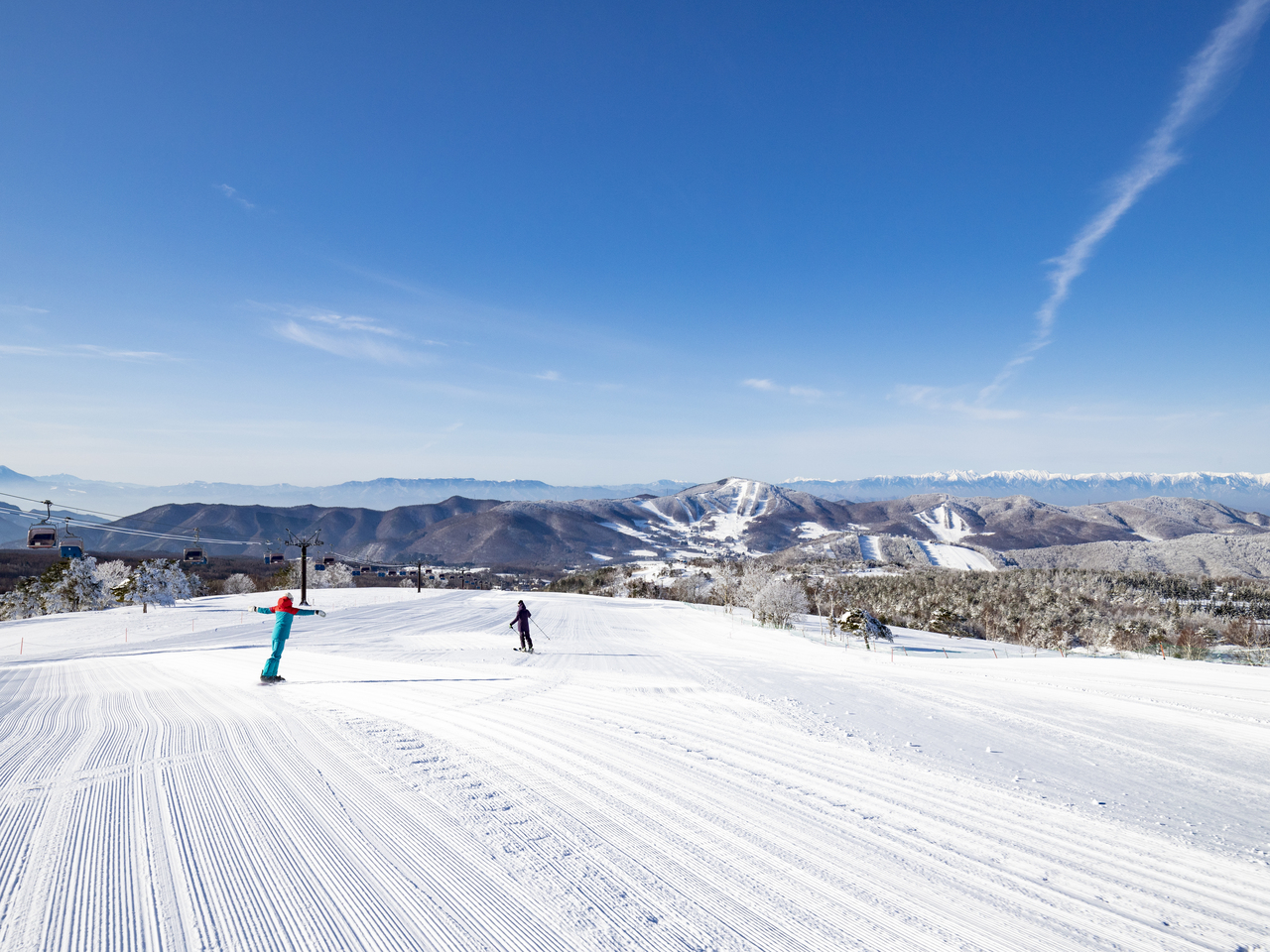 菅平高原スノーリゾートの晴天の風景1
