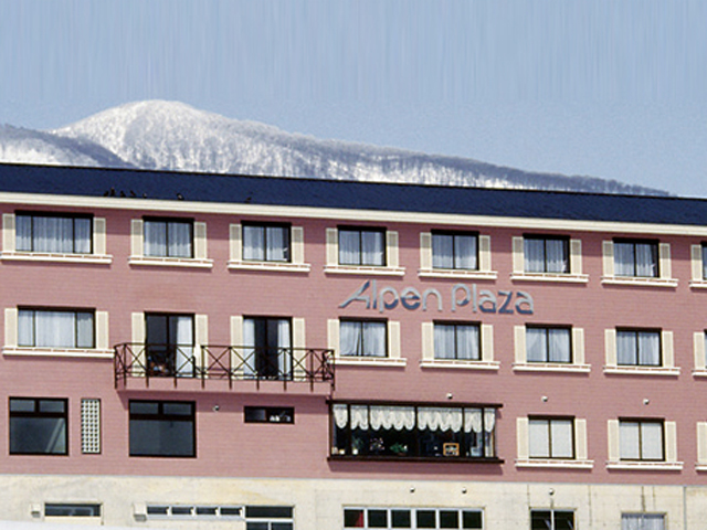 アルペンプラザ外観