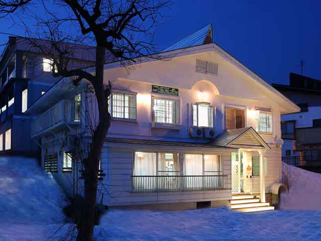 ロッジフォーシーズン外観