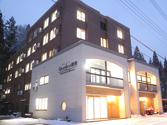 グランジャム栂池 外観