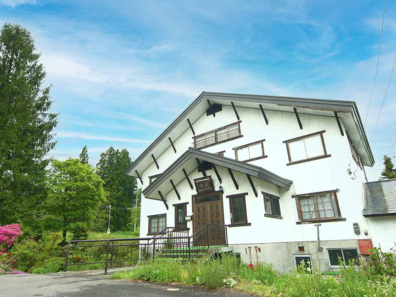 ロッヂ秀岳 外観