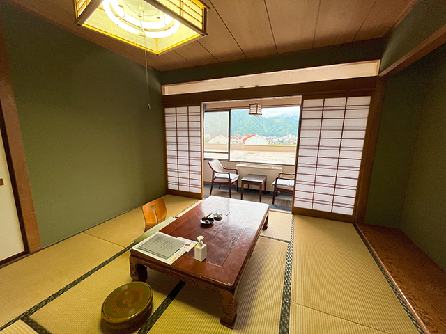 六日町温泉　ほてる木の芽坂