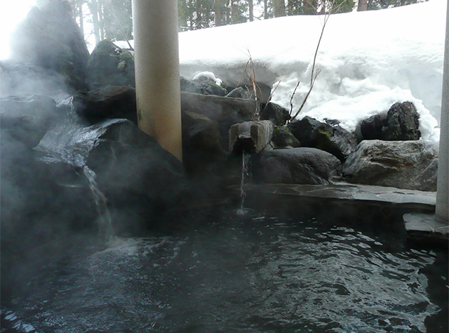 エンゼルグランディア越後湯沢　露天風呂