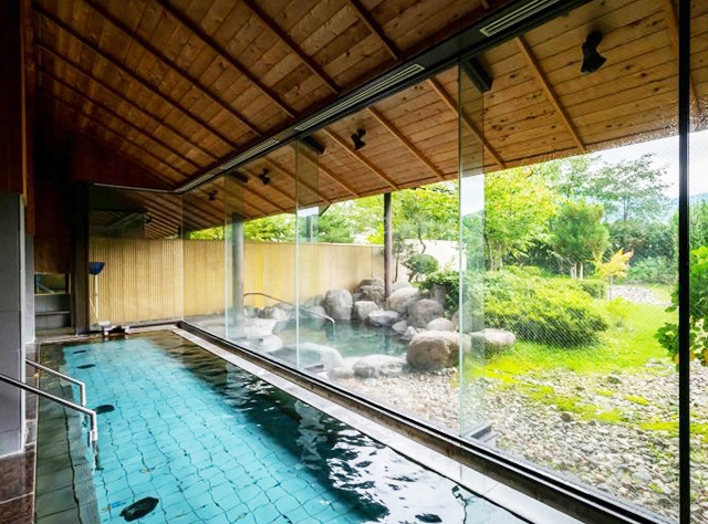 黒部ビューホテル　露天風呂