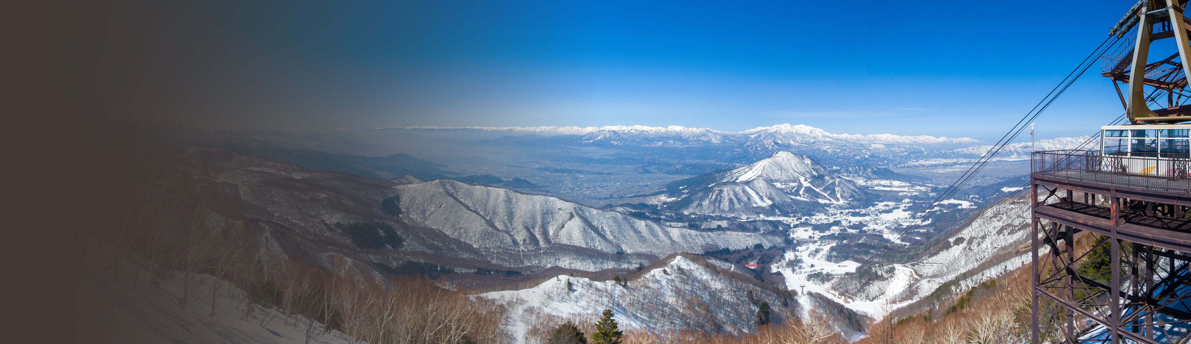 竜王スキーパーク山頂駅からのパノラマ風景