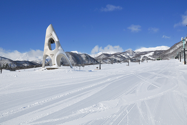 つがいけマウンテンリゾートゲレンデ風景