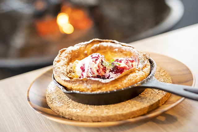 展望テラスカフェのMixベリーパンケーキ