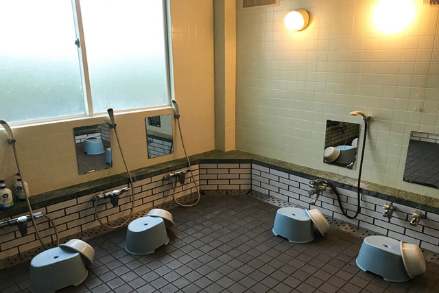 中央ロッヂ浴場