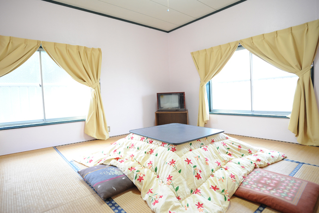 プチハウスひろみ洋室