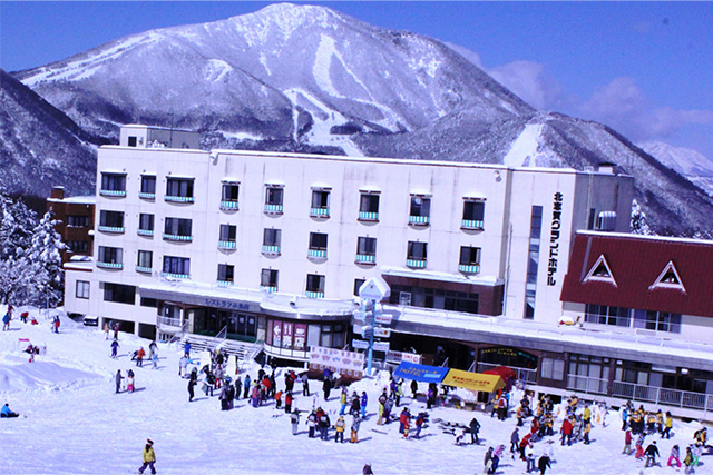 北志賀グランドホテル本館外観