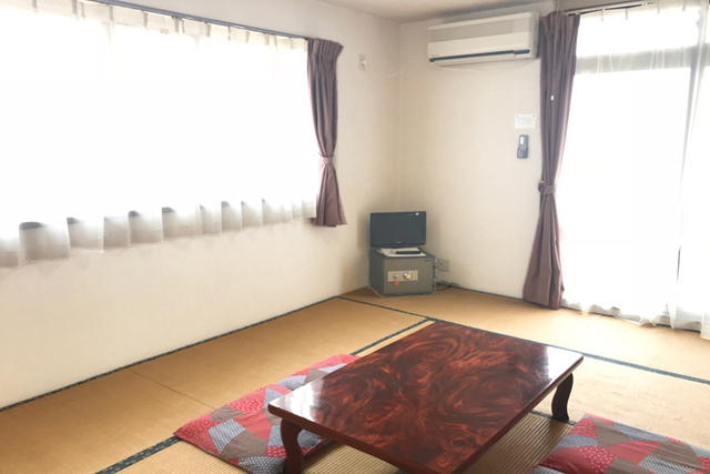 ヴィレッジイン西山フロント