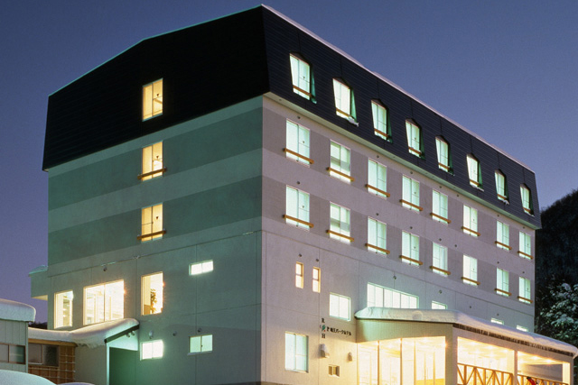 竜王パークホテル外観