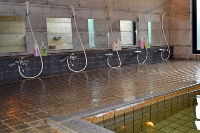 ホテルレシェント浴場