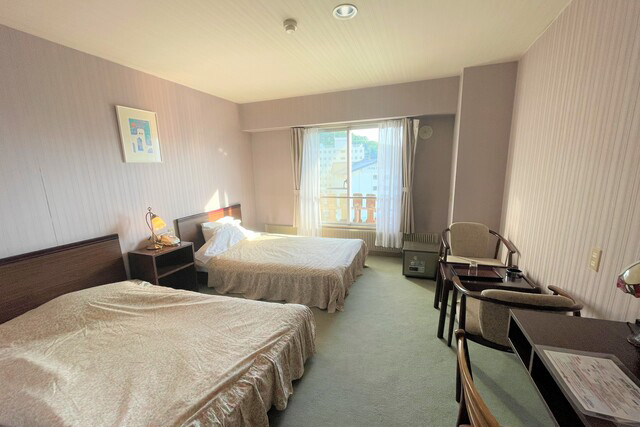 竜王プリンスホテル洋室