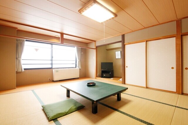 ホテルセラン館内