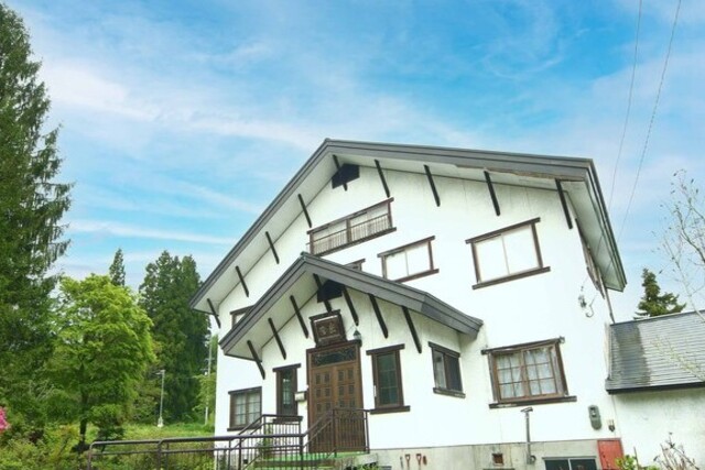 ロッヂ秀岳外観