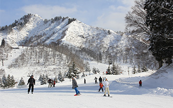 往復新幹線利用　ＧＡＬＡ湯沢日帰りプラン リフト券付き