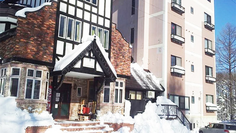 レインストンホテル 外観