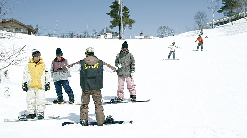 スノボツアー斑尾高原スキー場　スクールイメージ