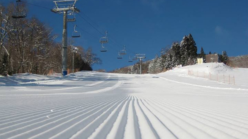 女鹿平温泉めがひらスキー場