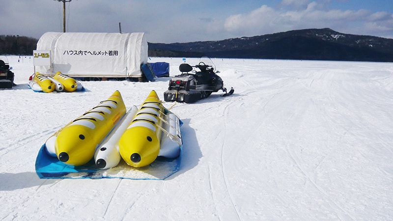 雪上バナナボート