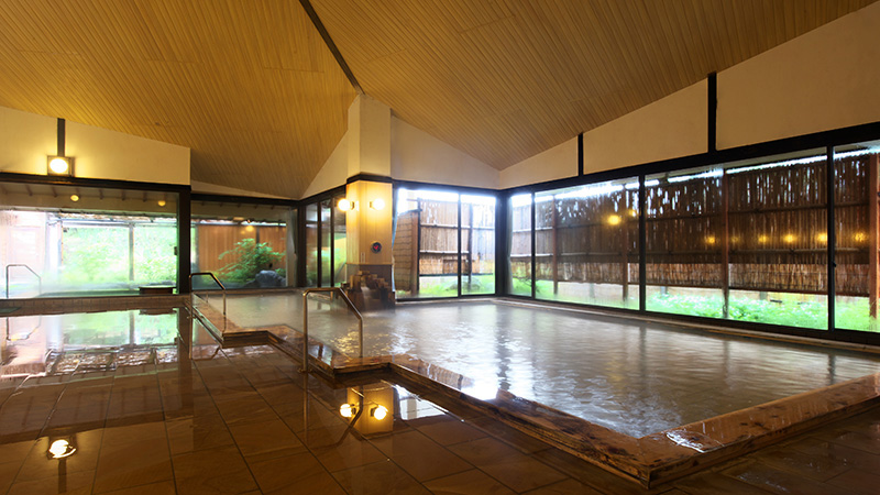 スノボツアー黒部観光ホテル_木の湯内湯