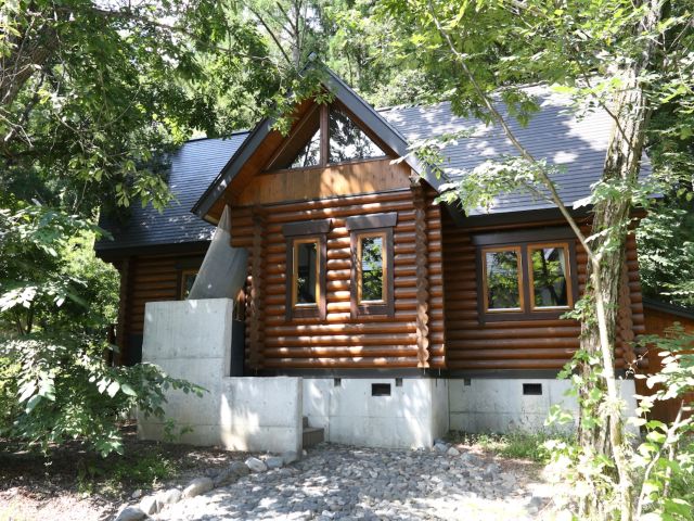 ＢＩＧＢＥＡＲ　ＣＨＡＬＥＴＳ