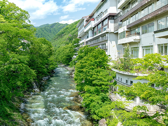 坐山 みなかみ（旧：水上館）外観