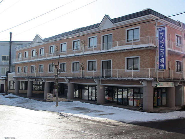 サンプラザ栂池 外観